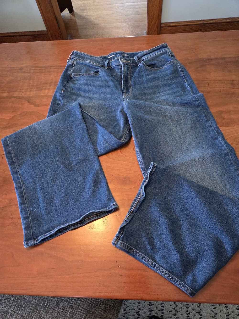 Woman's Old Navy Wow Wide Leg Jeans